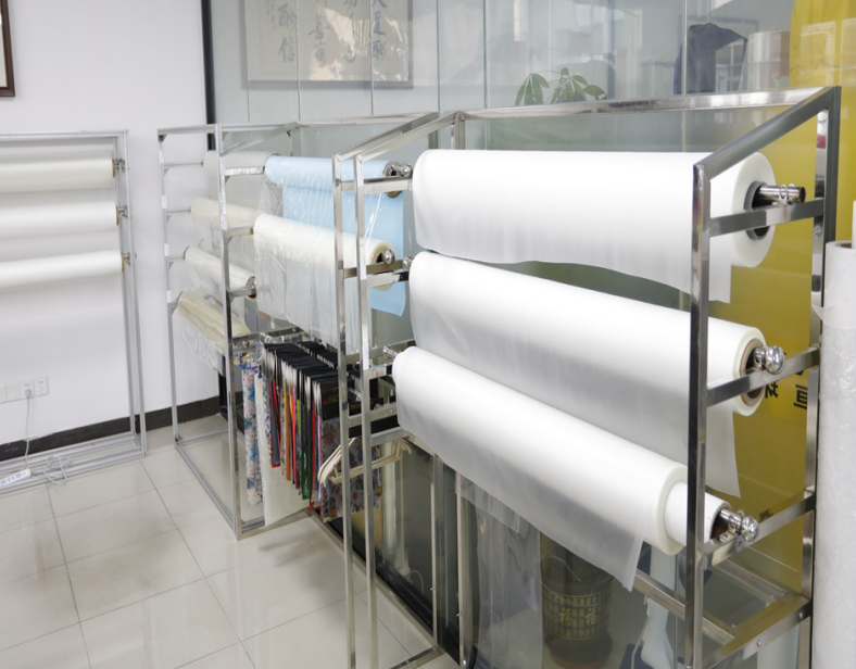 XG4285 Series Polycarbonate Fi